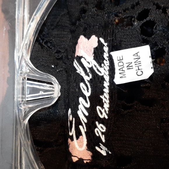 Women laced jacket - Picture 2 of 7